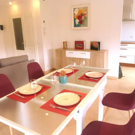 Apartman La Houblonniere Standing Et Confort A *